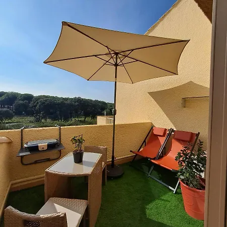 Saint Loup Climatise Entierement Renove *